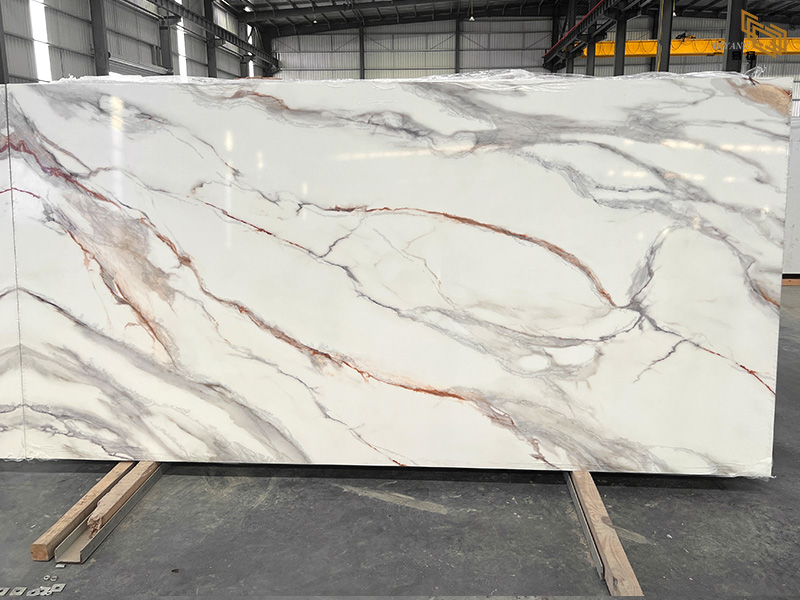 calacatta quartz slab