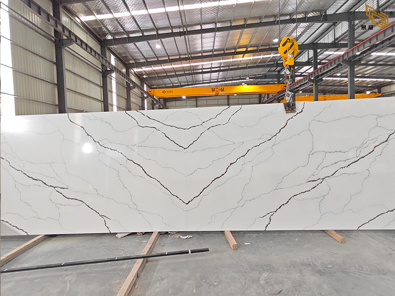 calacatta quartz slabs