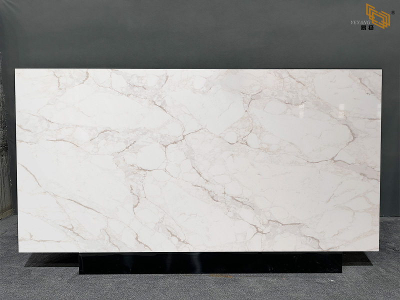 calacatta quartz slabs
