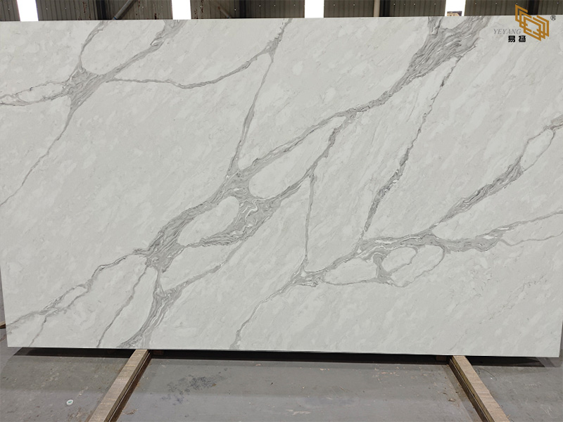 Marble-look quartz