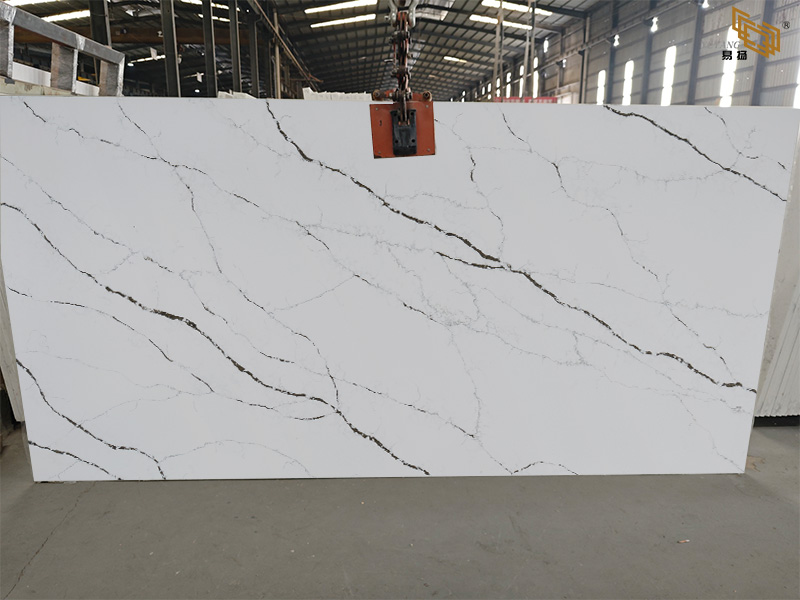 Simple White Linear Quartz Countertops For Modern Kitchen