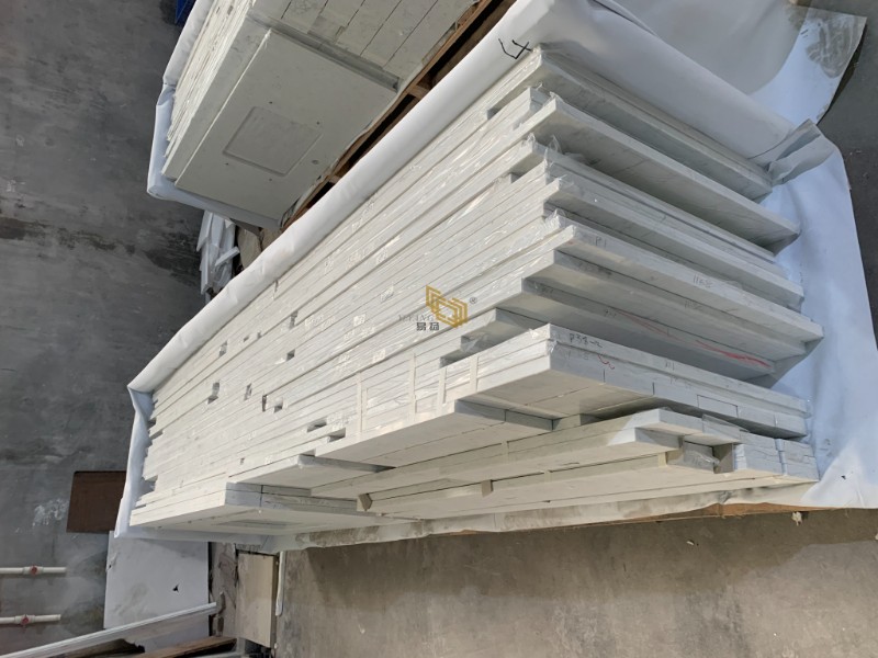 Calacatta white quartz