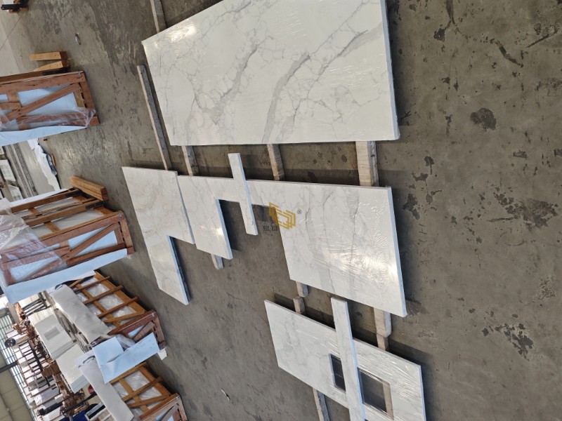 statuario white quartz