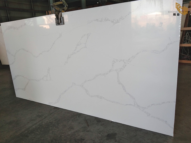 Calacatta white