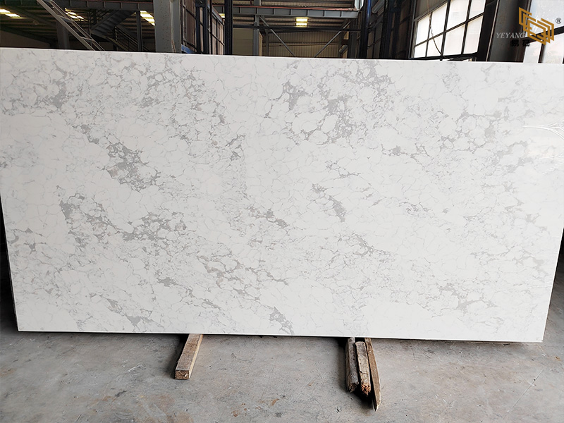 Subtle Grey Vein Calacatta Quartz Stone Slab for Minimalist Interiors