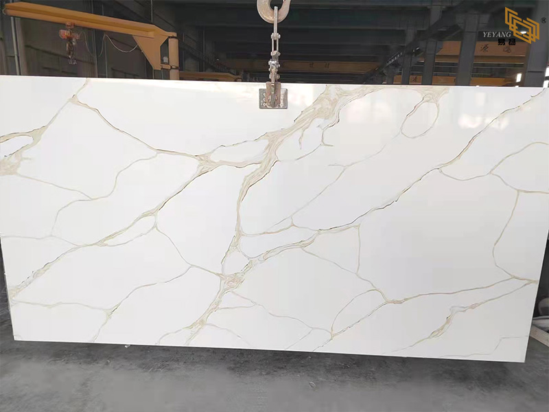 Engineered Calacatta Quartz Stone Slab With Soft Gold Veins