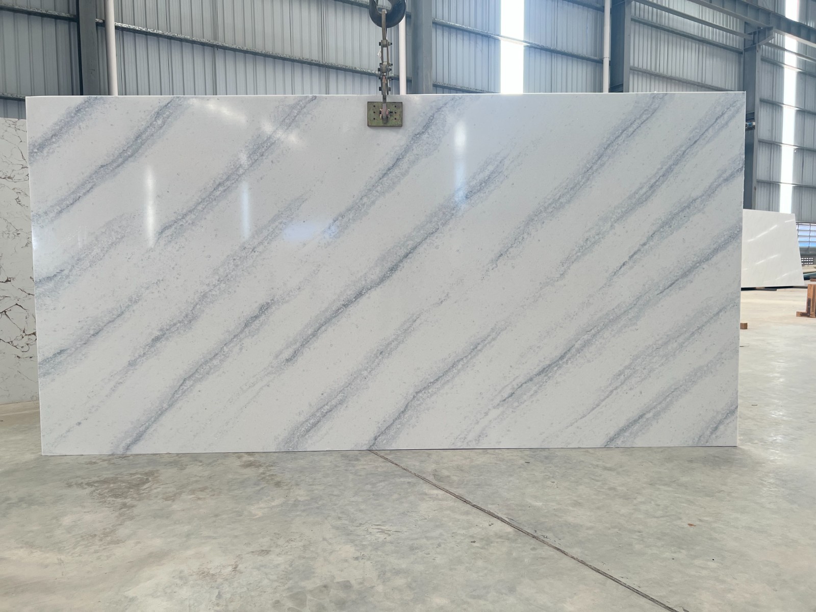 Calacatta Blue Veined Quartz Slabs for Countertops Calacatta Blue Veined Quartz Slabs for Countertops