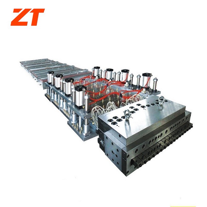 木塑地板挤出模具