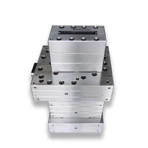 木塑装饰板挤出模具