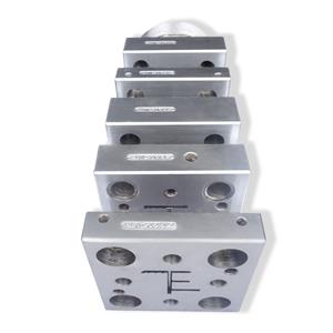 PVC异型材挤出模头