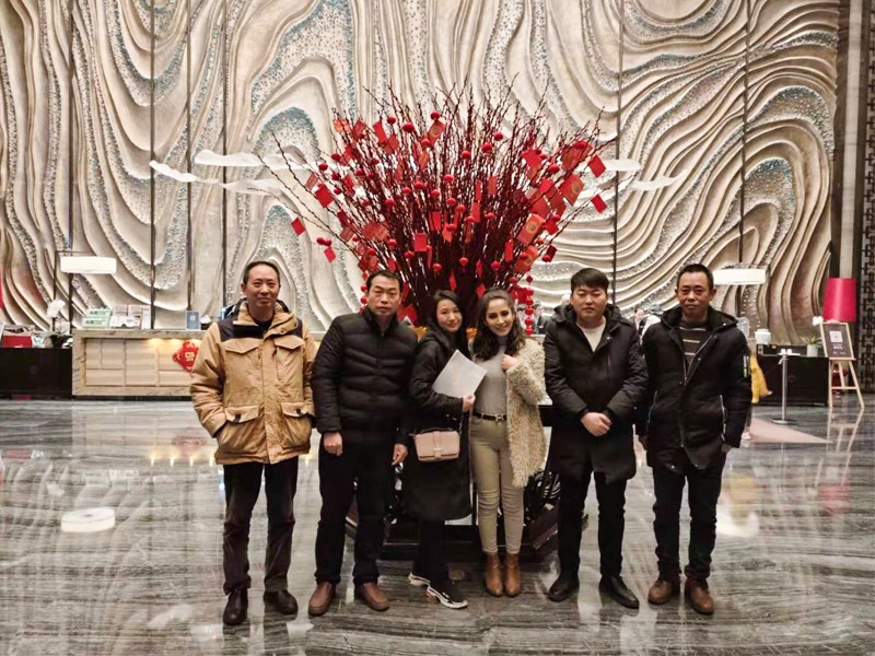 伊朗合作伙伴来访并交换了看法