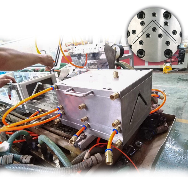 聚氯乙烯 木塑 L型塑料异型材挤出模具