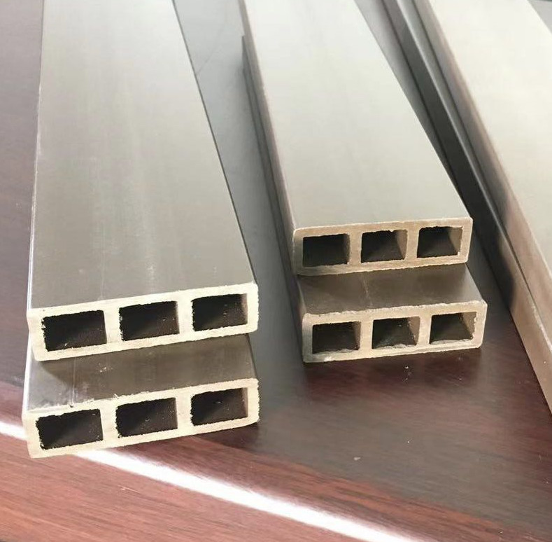 WPC PE Tube Profile Extrusion Mold Testing Video