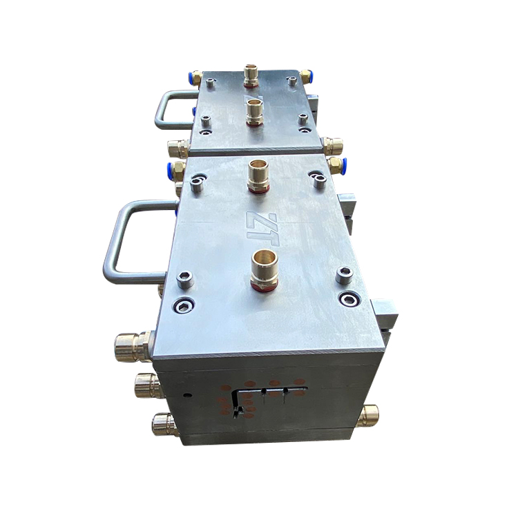 PVC Inner Lock Profile Extrusion Mold