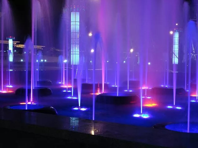 led fountain light