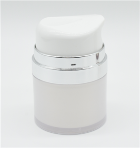 Los frascos de crema cosmética sin aire acrílicos de 30000 piezas para EE. UU. Fueron terminados de producción por Matsa Packaging
