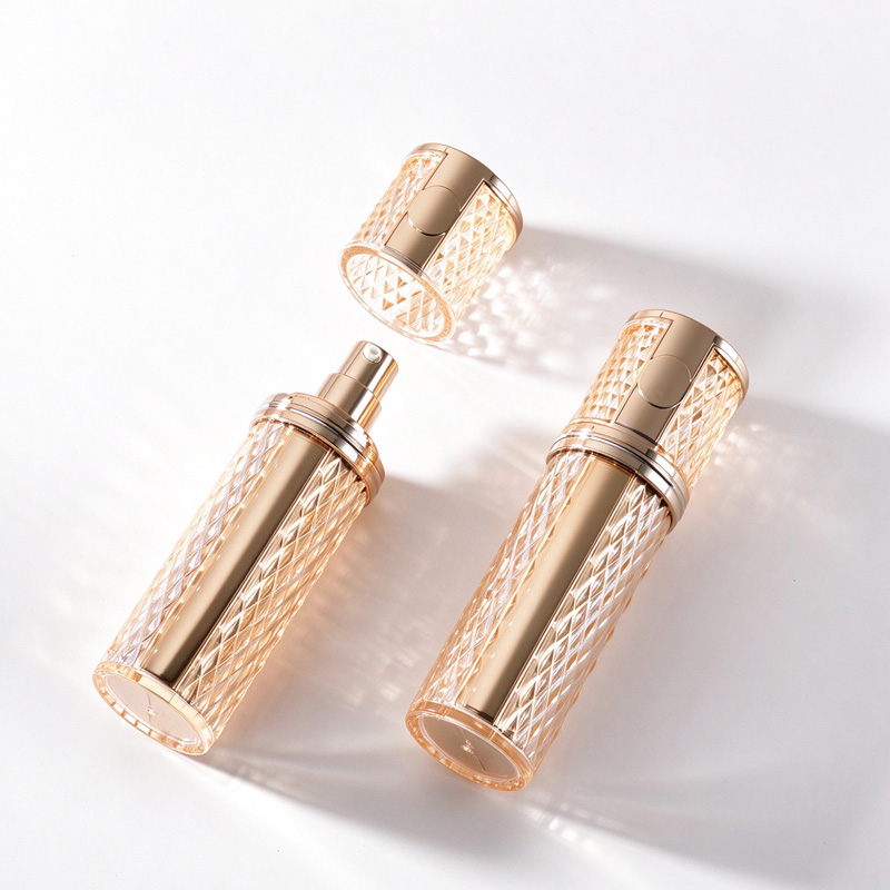 MB005 gold scaly pattern packaging bottles
