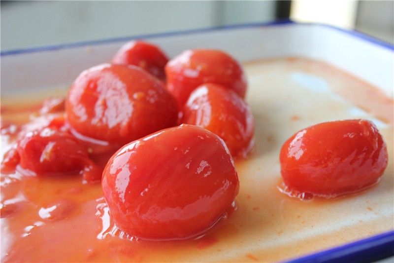 Canned Whole Peeled Tomato From China