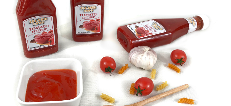 Diferença entre pasta de tomate e ketchup de tomate