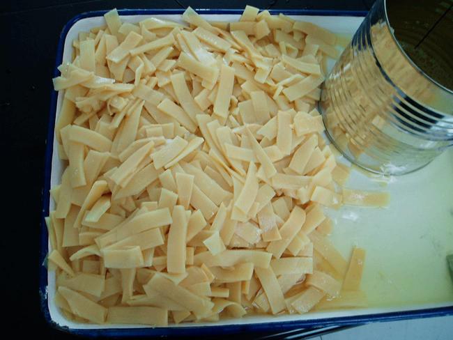 canned bamboo shoots