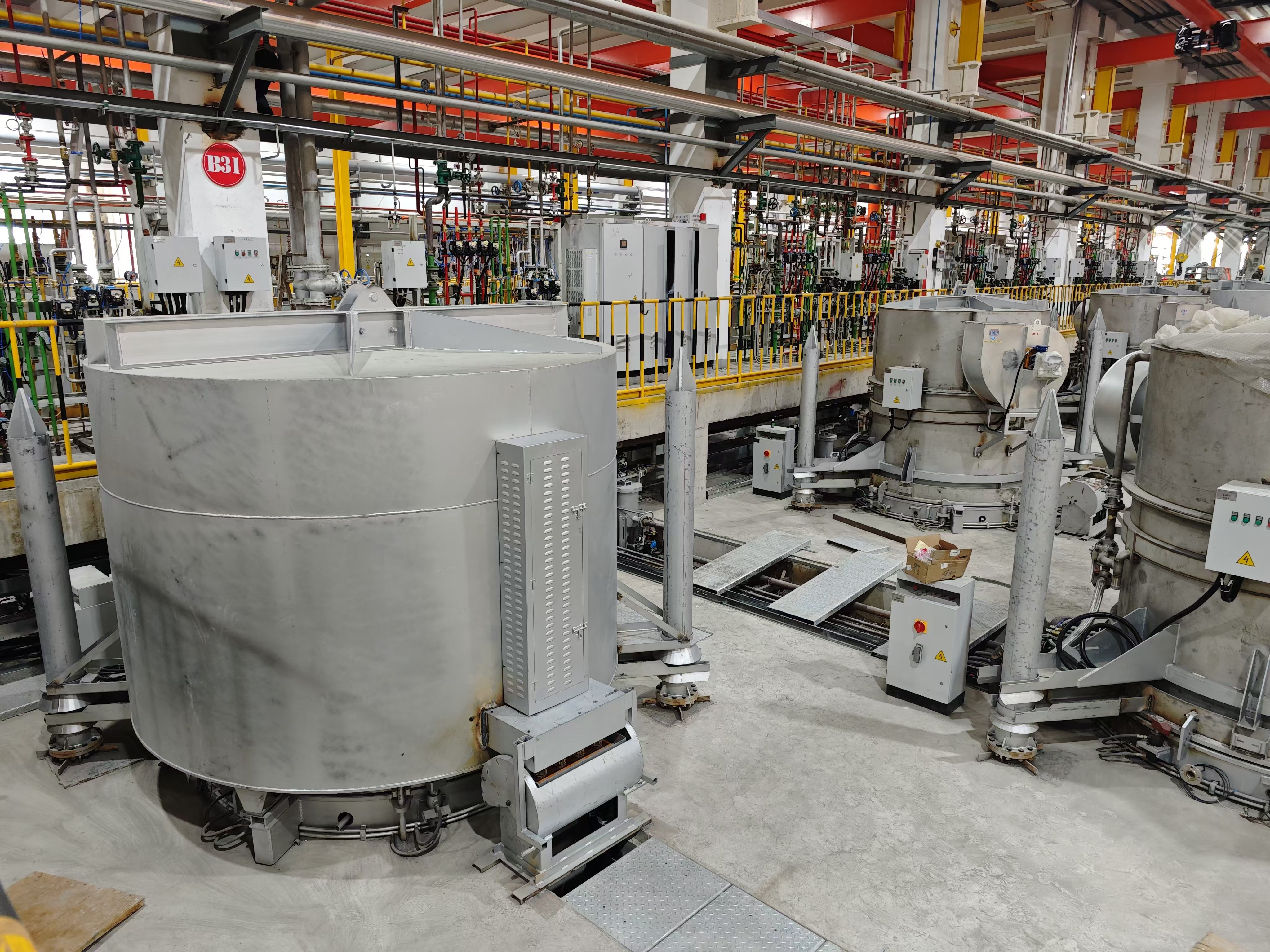 Bell-type annealing furnace
