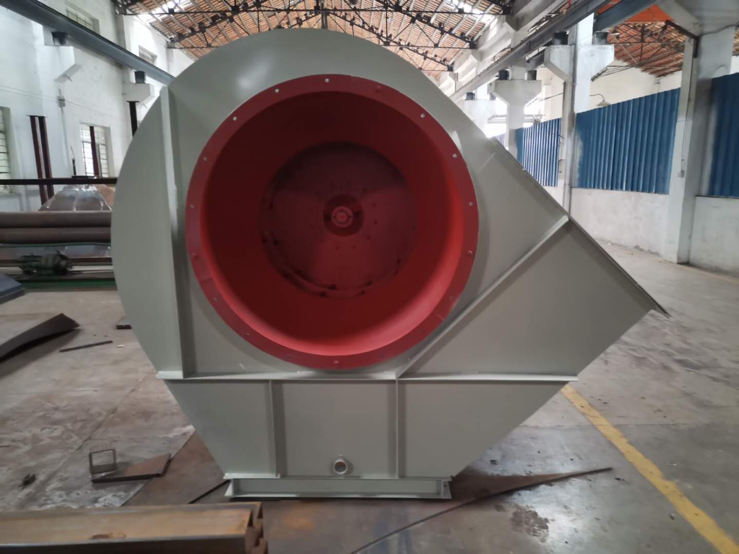 Industrial centrifugal fan