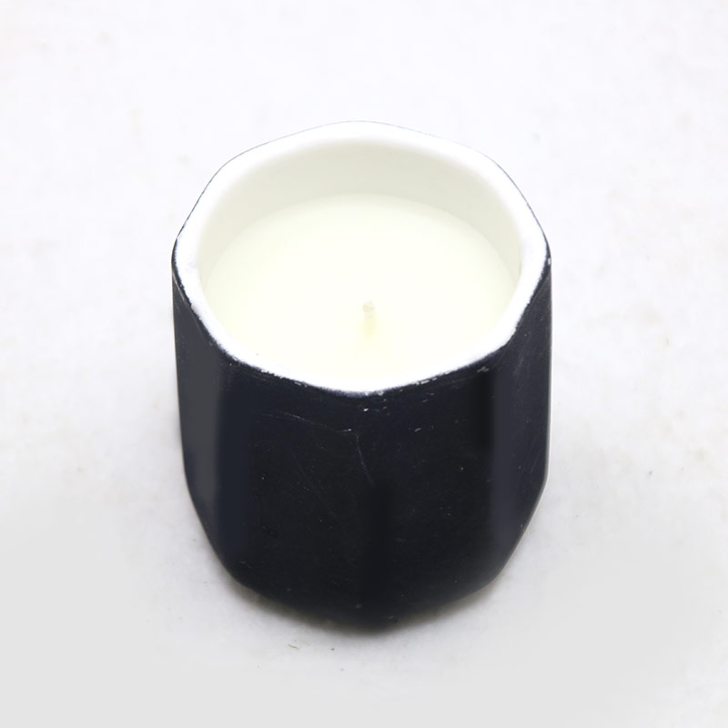 environmentally friendly ceramic cup candle