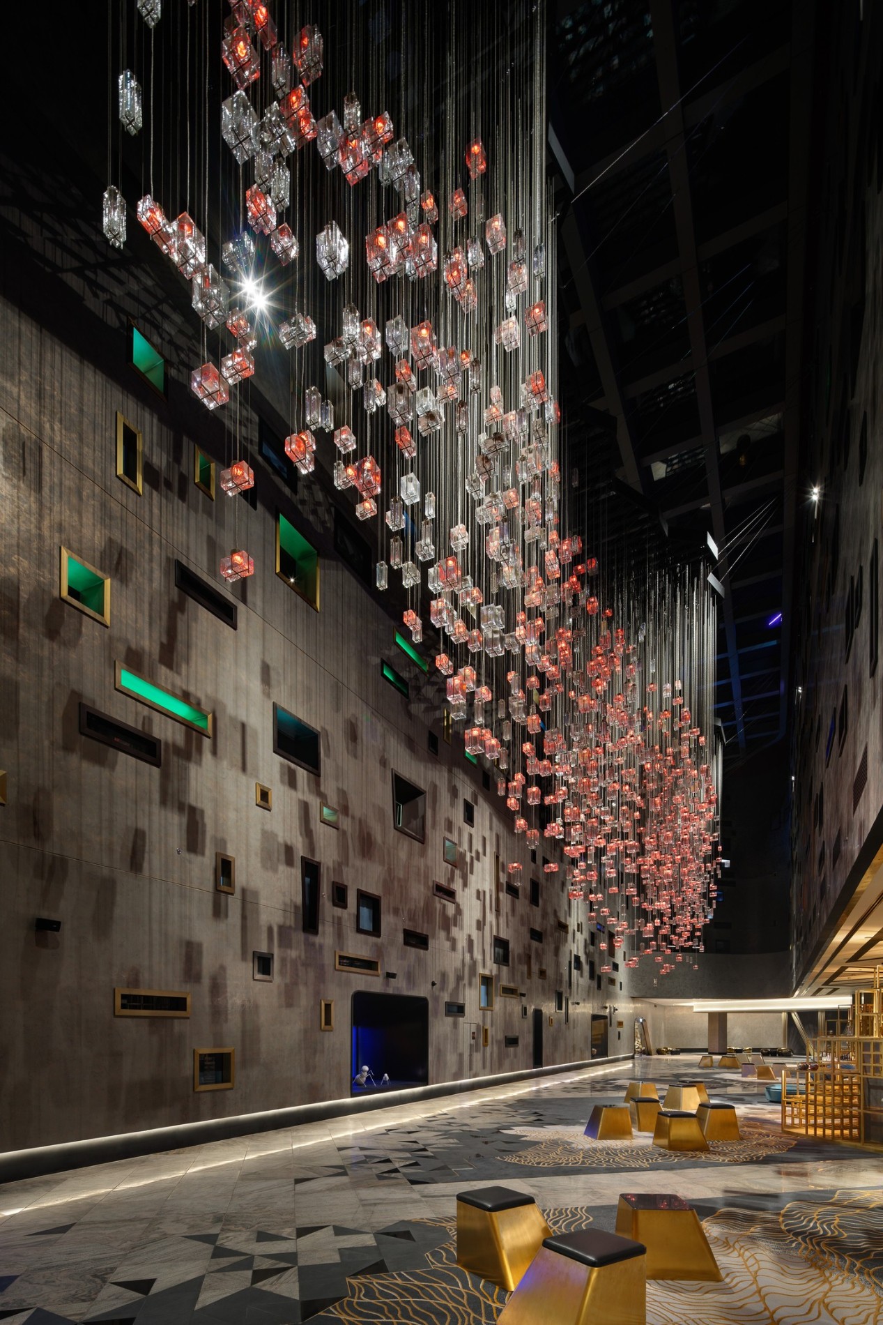 Китай Люстры современного дизайна куба искусства декоративные для лобби гостиницы, производитель