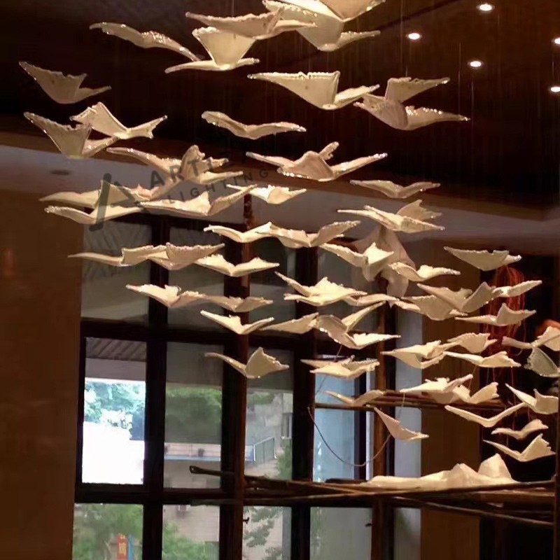 Projeto de luminária de pingentes de asas de vidro artísticas Lustres para decoração interna