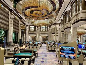 Lampadari personalizzati per hotel Casino 5 stelle