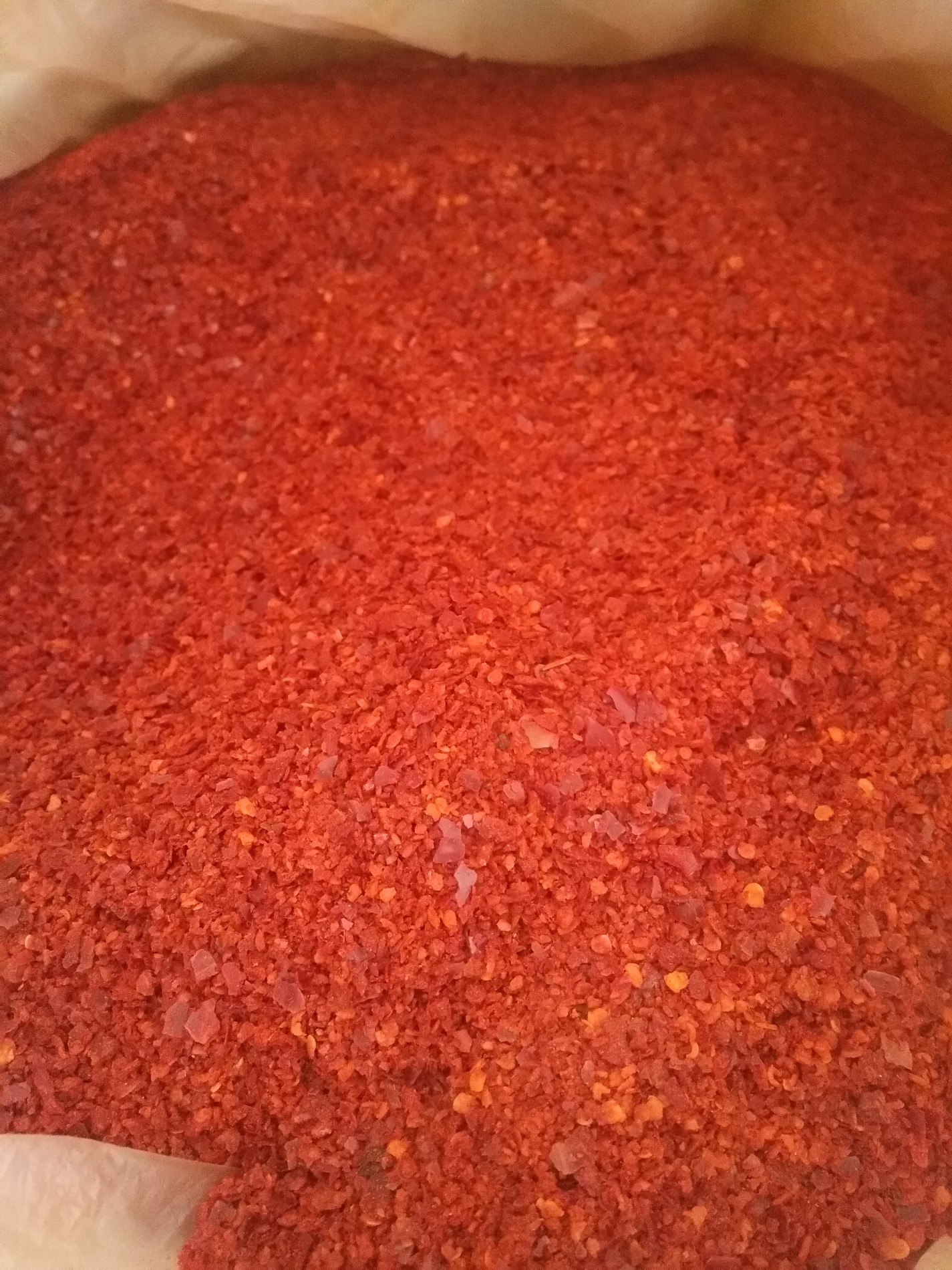 Chilli Crushed 8-12 Mesh