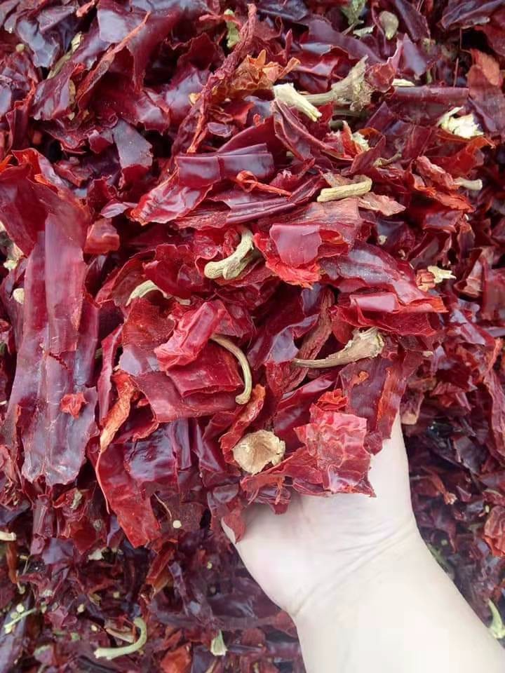 Whole Paprika Pods With Stems Asta200