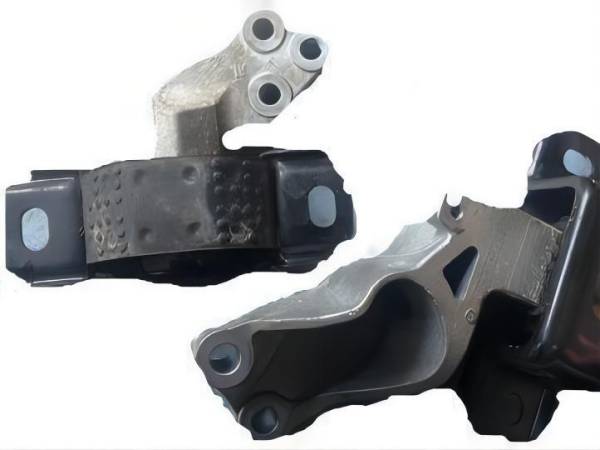 Automotive engine bracket casting