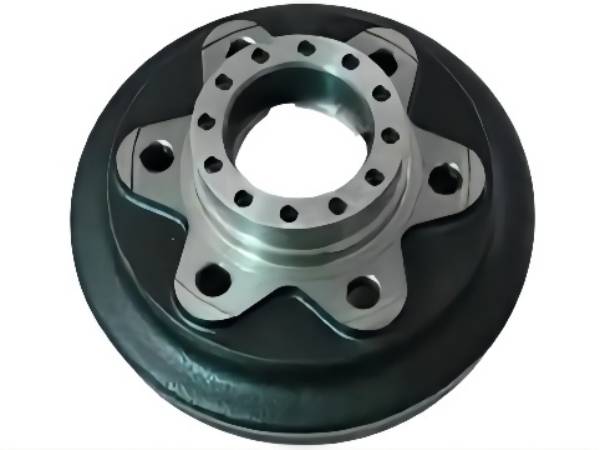 Forklift wheel hub