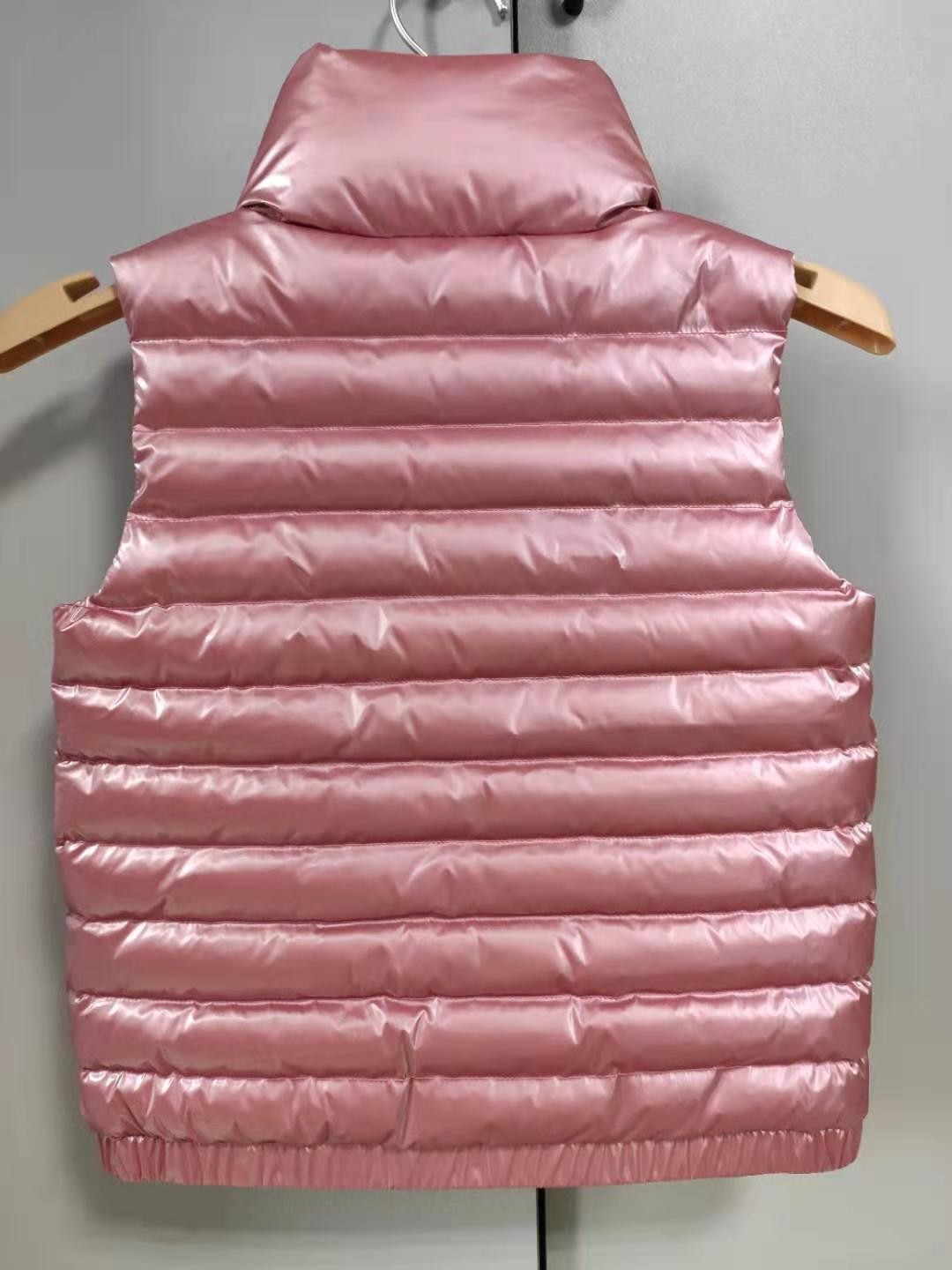 Supply Girls Pink Padded Quilted Embroidery Vest Wholesale Factory