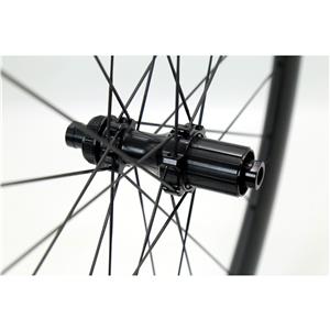 カーボンファイバーロードホイールセット