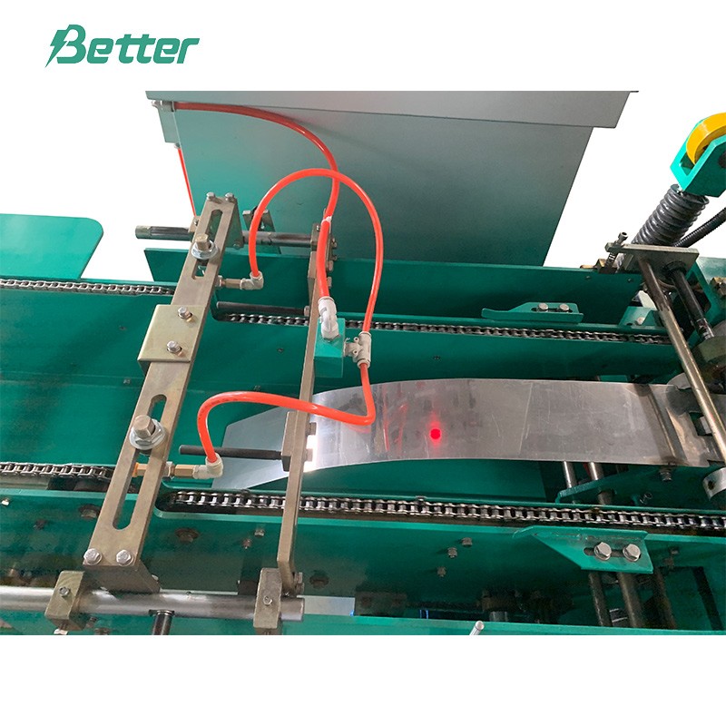 Máquina para pegar baterías de plomo-ácido de doble cara