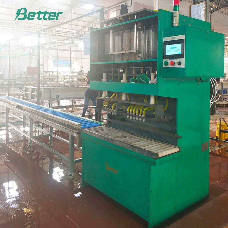 Máquina automática de llenado de ácido de batería de plomo y ácido