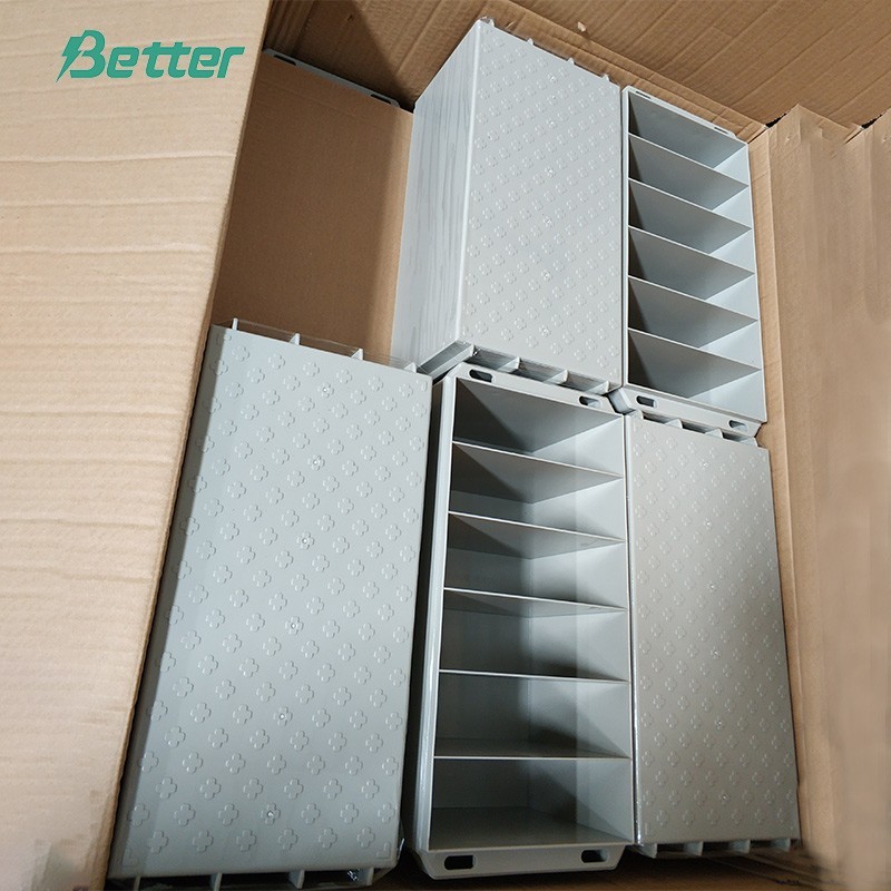 Contenitore per batterie
