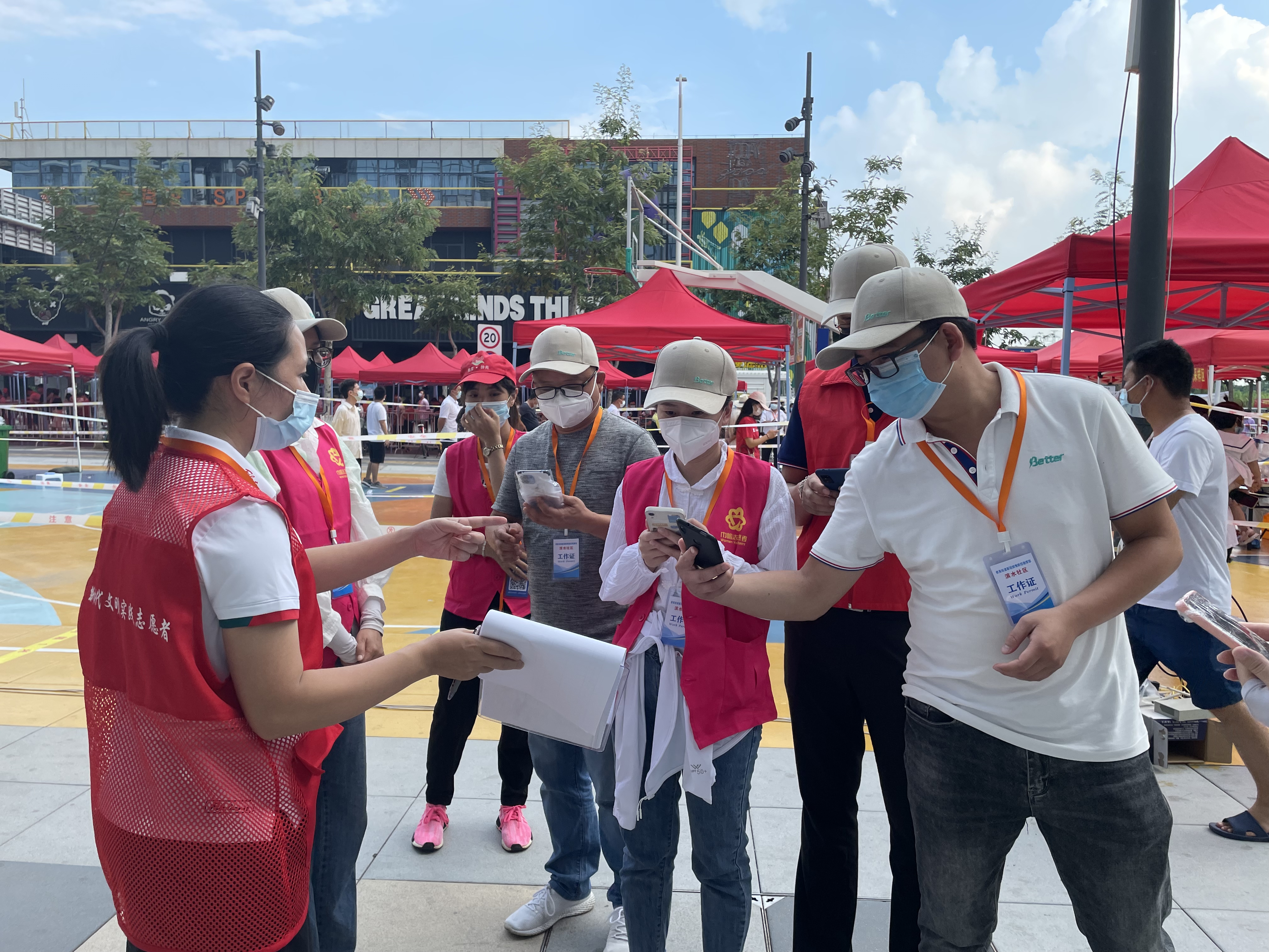 ¡Acción! El personal de #BETTER acudió a la comunidad para apoyar las pruebas de PCR