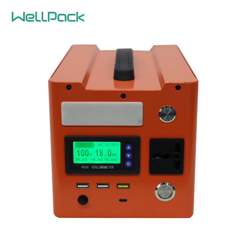Central eléctrica portátil con panel solar para acampar.
