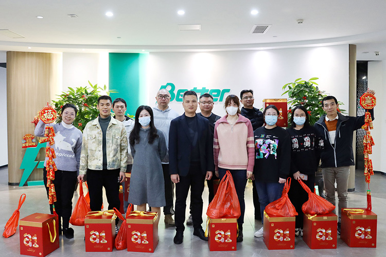情系助农促增收，心系员工送福利——厦门倍特立为员工发放新春福利