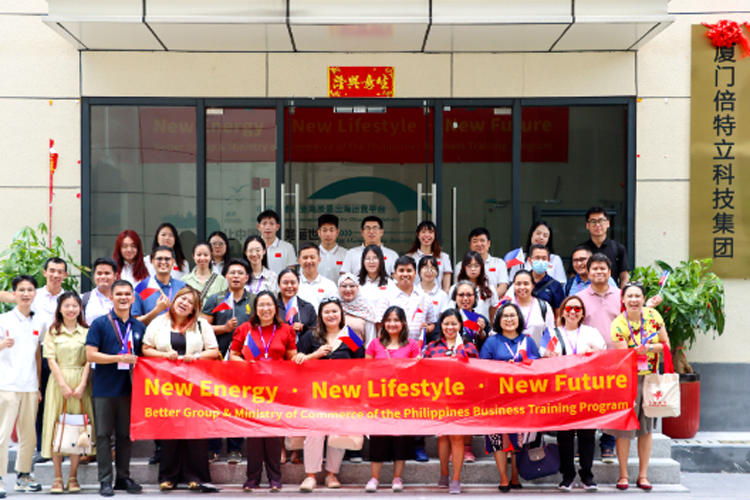 Funcionarios del Ministerio de Comercio de Filipinas visitan la fábrica inteligente de Better Group