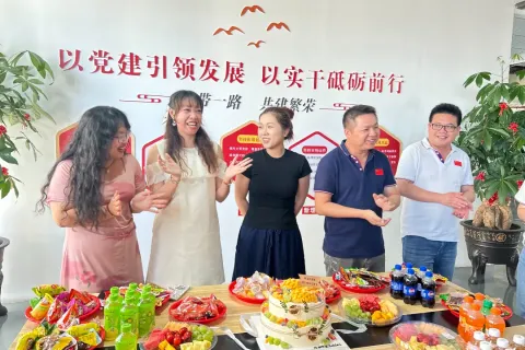 员工活动 | 厦门倍特立举办2024年第二季度积分兑换快乐会暨生日会