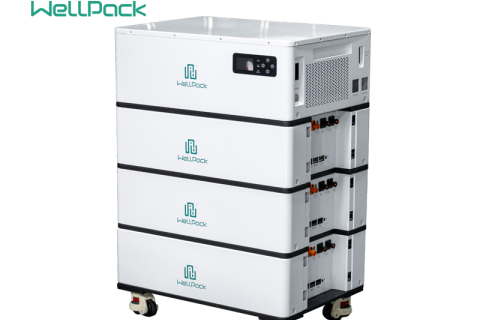 如何在坦桑尼亚农村家庭中有效解决太阳能储能不足的问题？