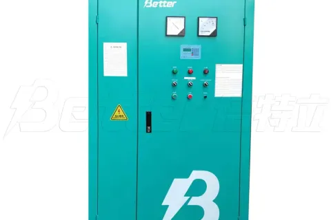 Effiziente Plattenlademaschine für eine überlegene Batterieproduktion