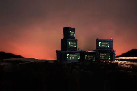 Perché la batteria della mia auto è scarica? Le 5 cause più comuni