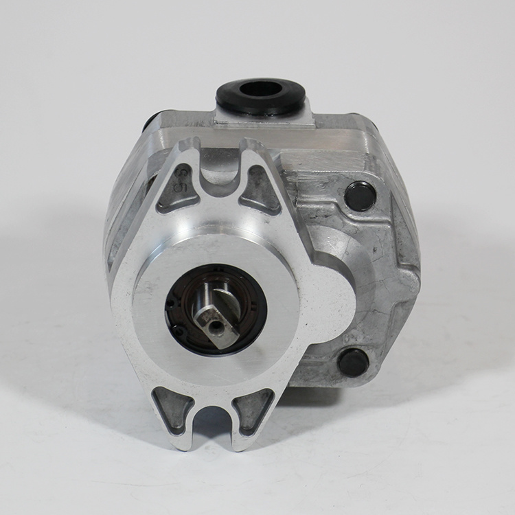 KLB-E0007 POMPE À ENGRENAGES HYDRAULIQUE E200B KP1009C
