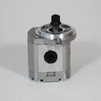 KLB-E0014 EX200-1 ZAX330 BOMBA DE ENGRENAGEM 4181700