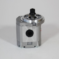 KLB-E0014 EX200-1 ZAX330 BOMBA DE ENGRANAJES 4181700